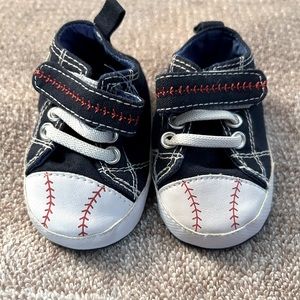 Cute Baseball Themed Design Velcro Boy’s Baby Shoes